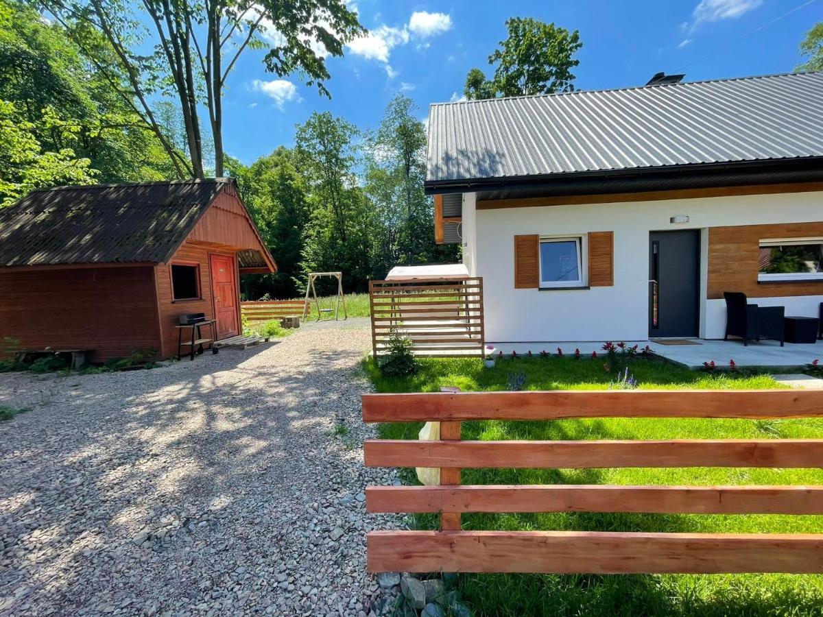 Domek Caloroczny Zagroda Mlynski Sułkowice Exteriör bild